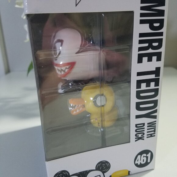 Vampire Teddy Funko Pop - Picture 5 of 6